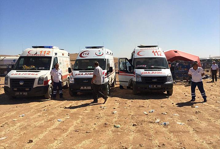Suriyeli Kürtlere sınırda ''mobil ambulans'' hizmeti