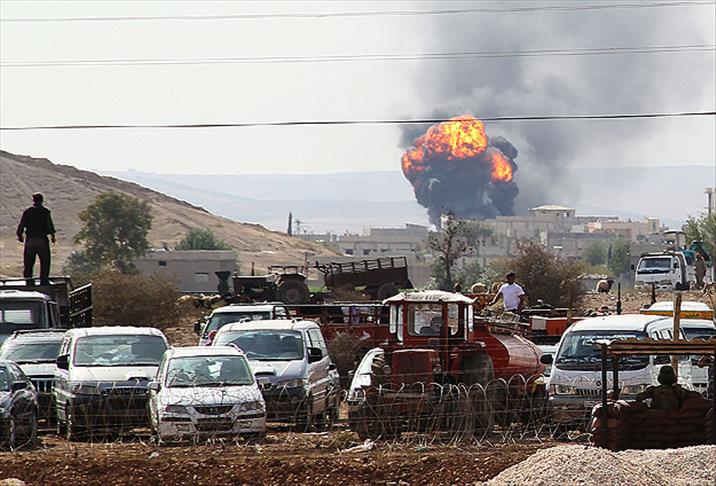 Kobani'den dumanlar yükseliyor