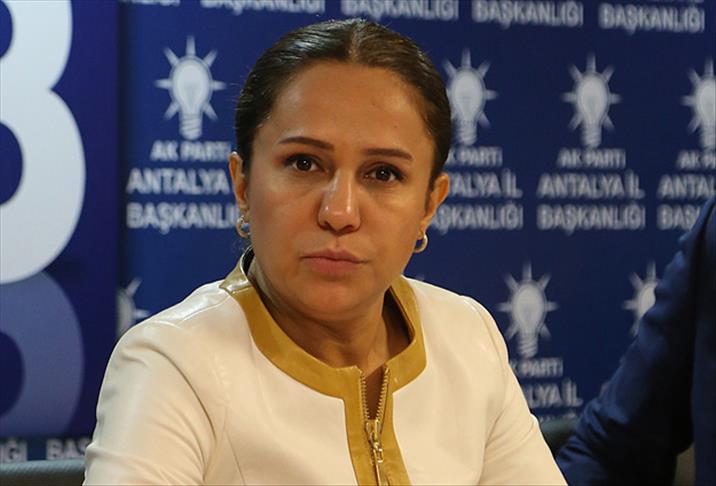 Milletvekili Enç'ten Leman Sam'a tepki