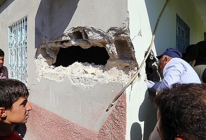 Suruç'ta bir eve havan mermisi düştü