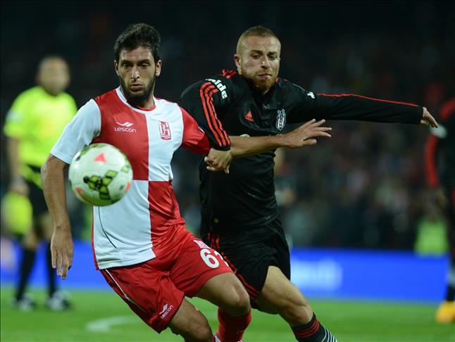 Besiktas go to top of Turkish football table