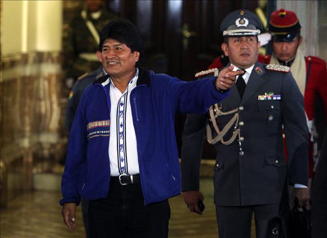 Bolivia’s Morales on verge of winning third term