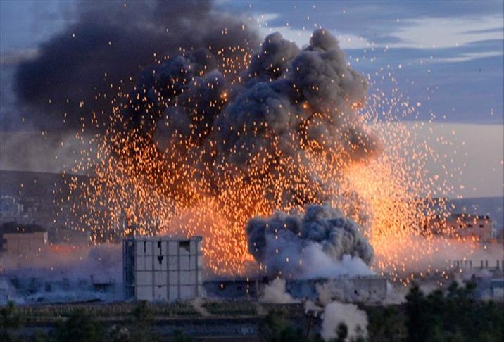 ISIL militants strike Kobani with two-car suicide bomb
