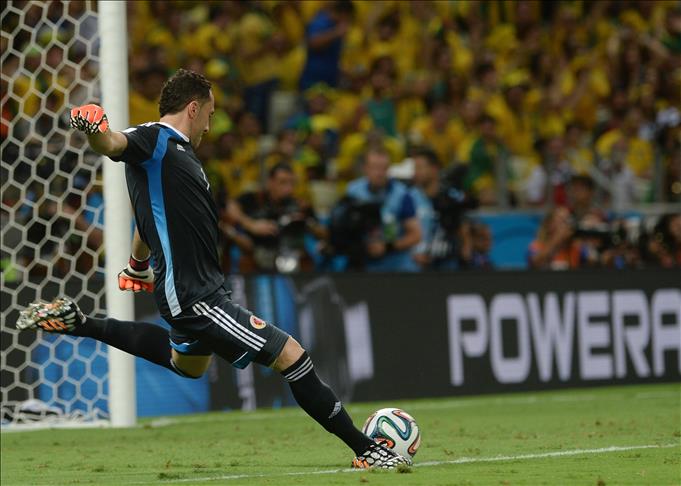Ospina's injury dismays Arsenal