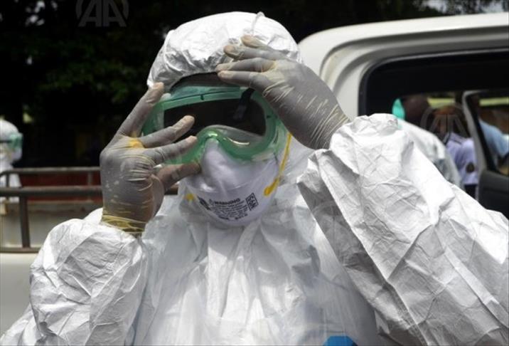 Ebola salgınında 4 bin 877 kişi öldü