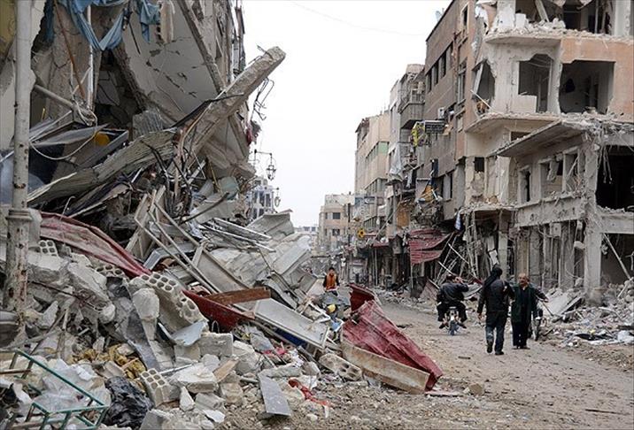 Suriye'de varil bombalı saldırıda 20 kişi öldü