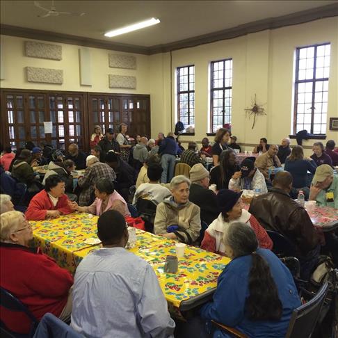 Chicago: Muslimani iz BiH organizovali večeru za siromašne