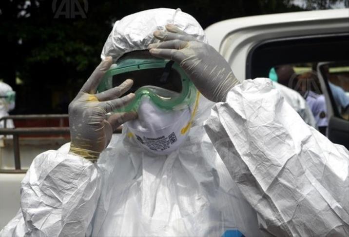 New York City doctor tests positive for Ebola