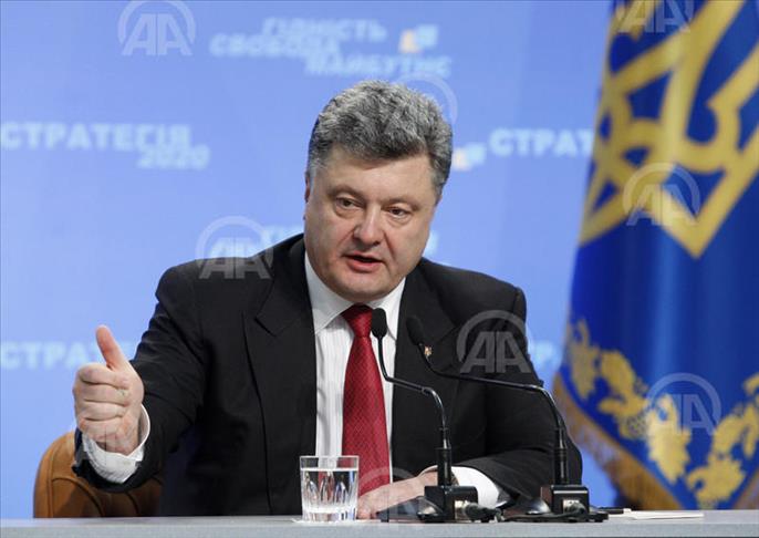 Porochenko se dit confiant qu'un "parlement pro-ukrainien et pro-européen sera élu"