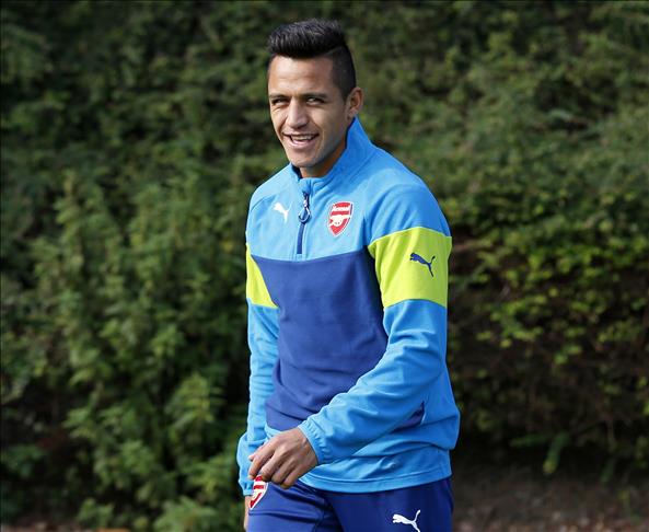 Arsenal star Sanchez unhappy at club