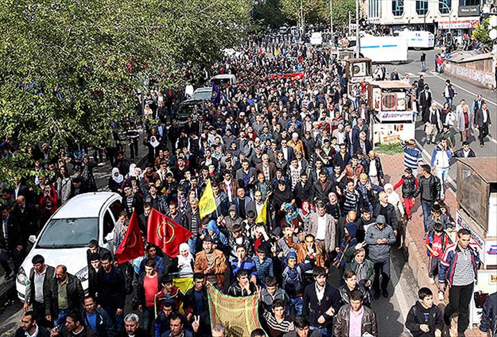 Diyarbakır'daki yürüyüş ve miting sorunsuz
