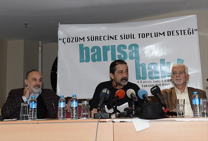 Aydınlardan"Her şeyi bırak, barışa bak" kampanyası