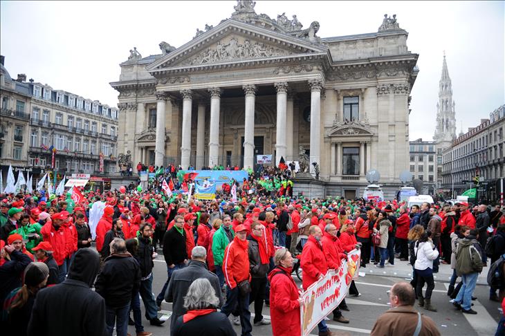 21 injured in anti-austerity protests in Brussels