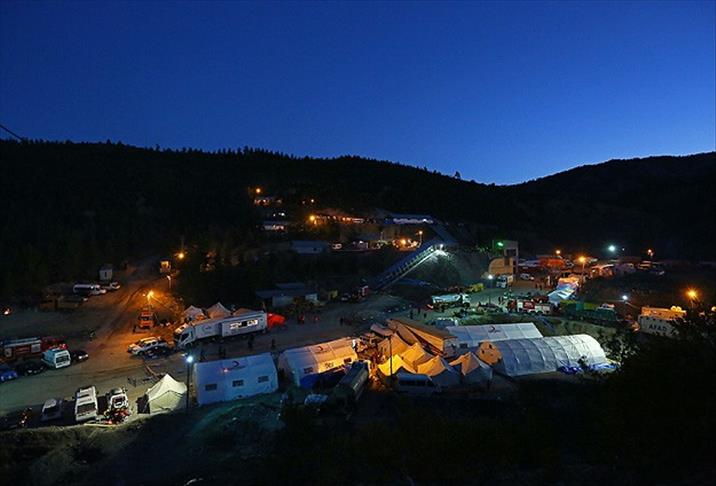 Li Ermenekê gihiştin cesedê du karkeran