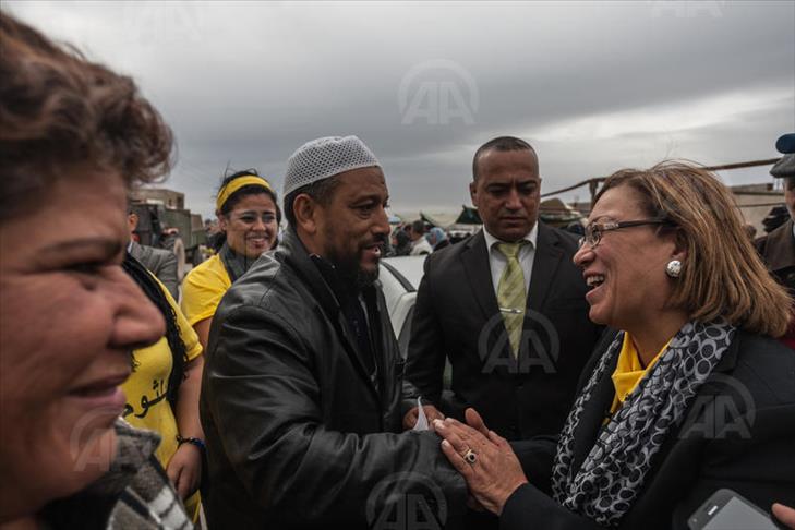 Tunisie: Un religieux prie pour le succès de l’unique femme candidate