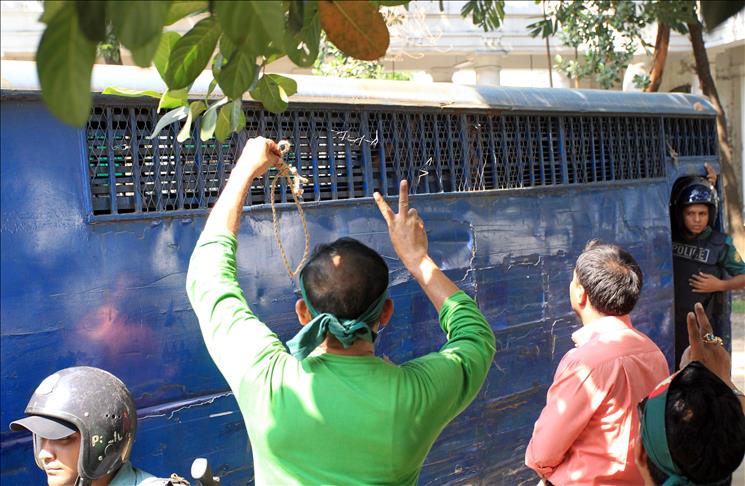 Bangladeshi politician sentenced to death in absentia