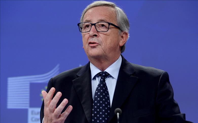Eurosceptic MEPs try to oust Juncker Commission