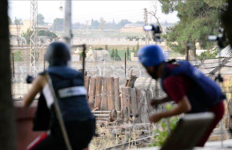 Syrian rebel group executes 2 members of opposition faction