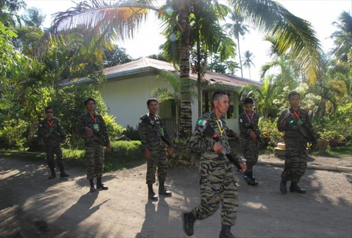 Abu Sayyaf leader, Philippine troop killed in shootout