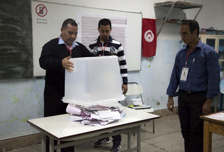 Tunus'ta seçimler ikinci tura kaldı