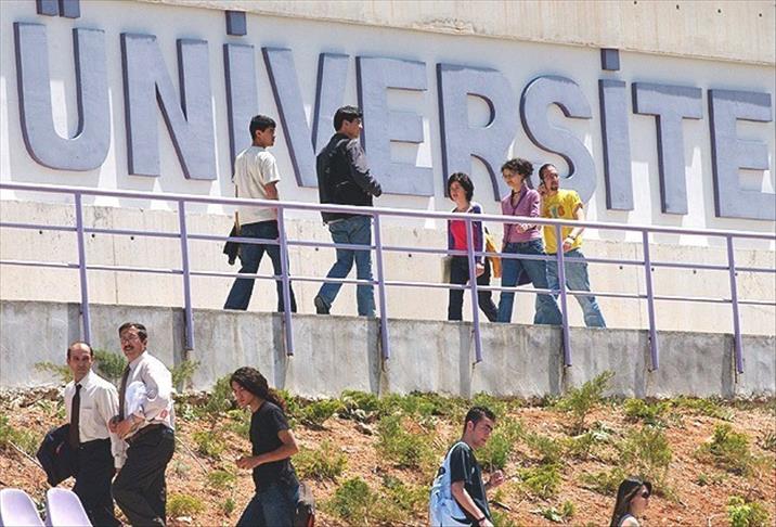 Türkiye'de 20 üniversiteliye bir akademisyen düşüyor