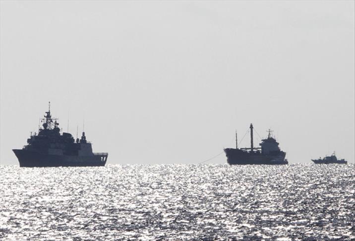 700 göçmen taşıyan gemi için şimdi de terör alarmı verildi