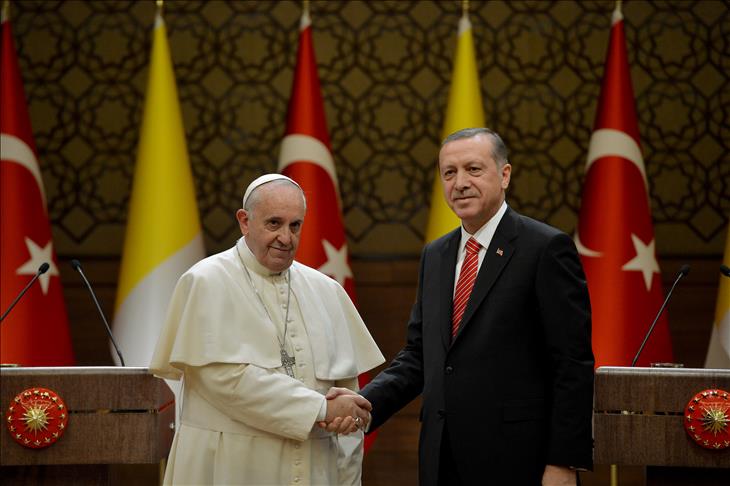 Pope, Erdogan seek attention for crisis in Middle East