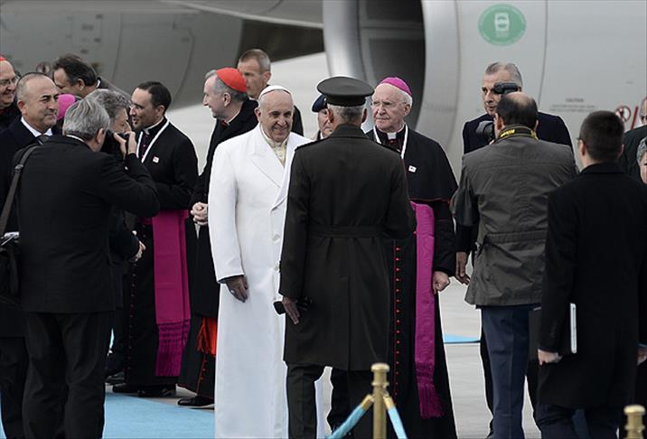 Papa'nın ziyaretini AA geniş kadroyla izliyor