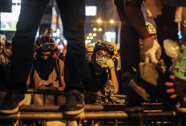 More Hong Kong students join peers in hunger strike