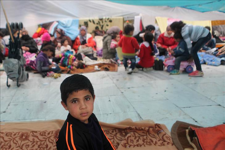 Syrian refugees in Greece 'facing inhumane conditions'