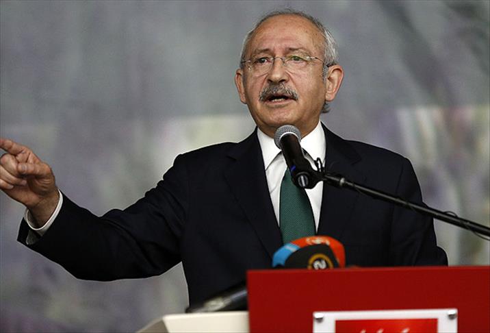 Gayrı milli bir şura var
