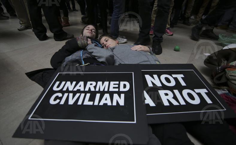 USA: Les manifestations contre la violence policière se calment dans le weekend