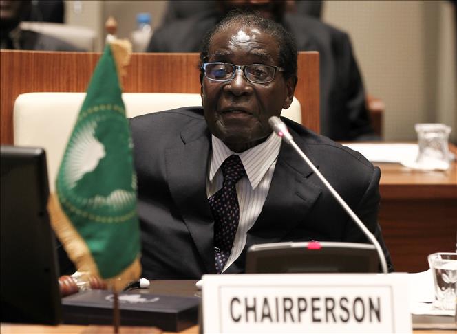 Zimbabwe's Mugabe names two VPs