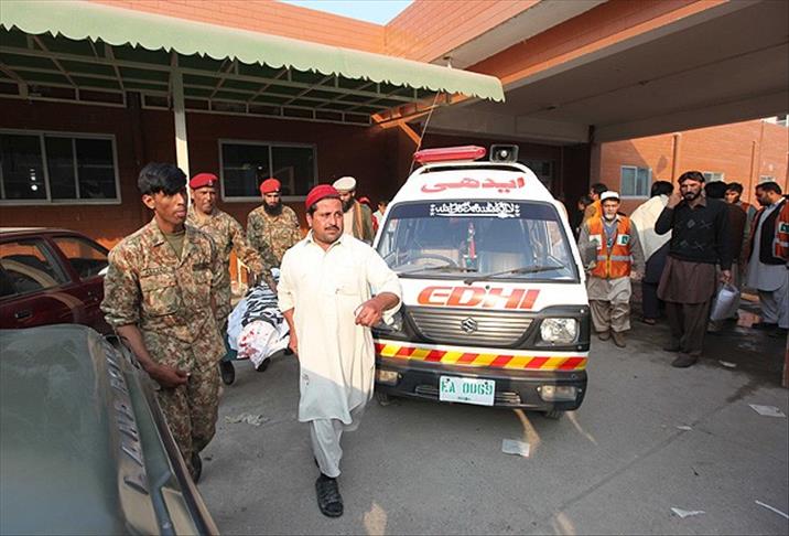 100 students still held hostage in Pakistan school siege