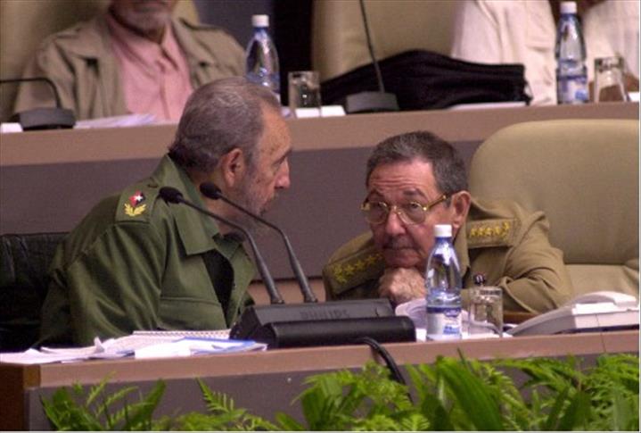 Castro urges end to US embargo on Cuba