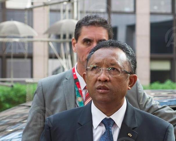 Madagascar: Rencontre historique entre des anciens présidents et l’actuel chef d’Etat