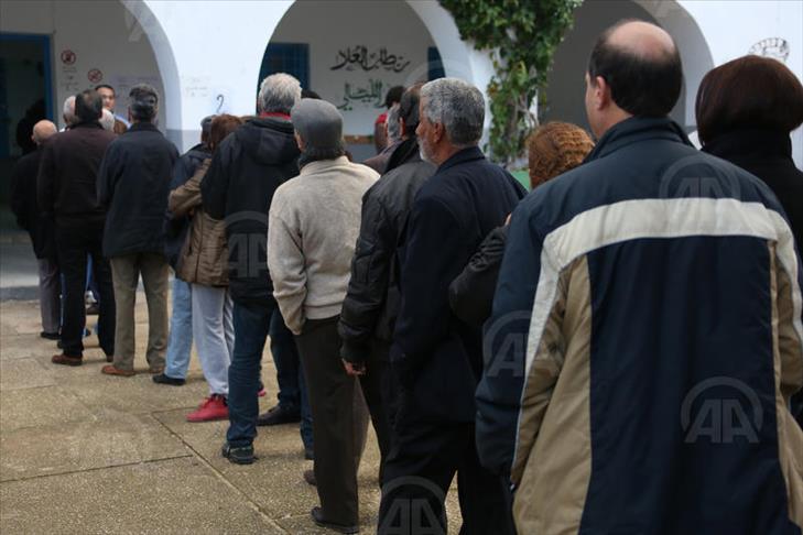 Tunisie: Un quartier populaire tunisien "pressé" d’en finir avec les élections