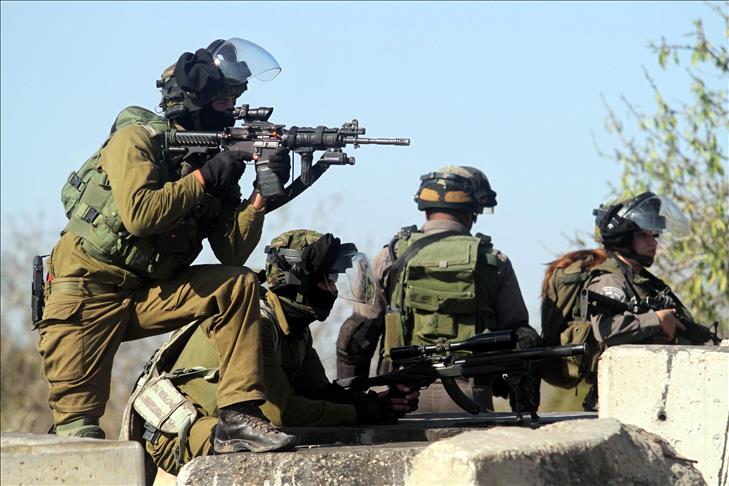 L’armée israélienne qualifie de "graves" les blessures du soldat "touché par des snipers palestiniens"