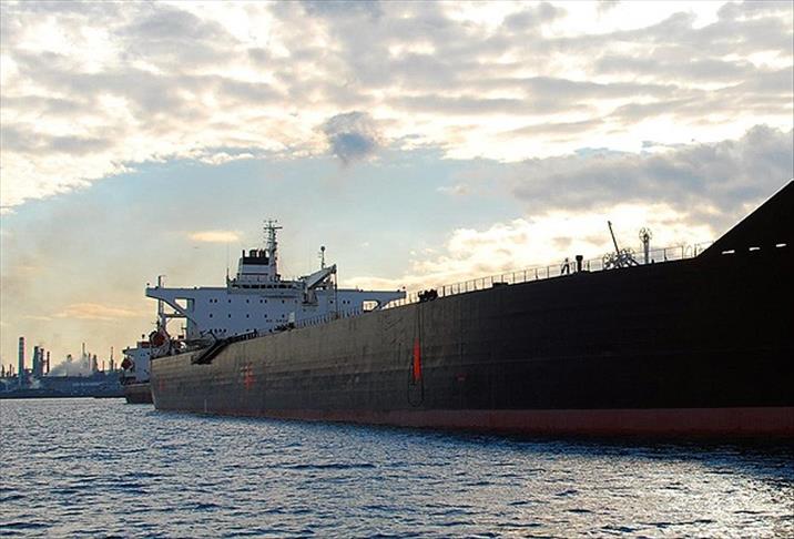 Warplane bombs Greek oil tanker off Libya