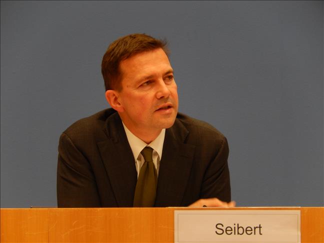No change of course on Greece, Germany says