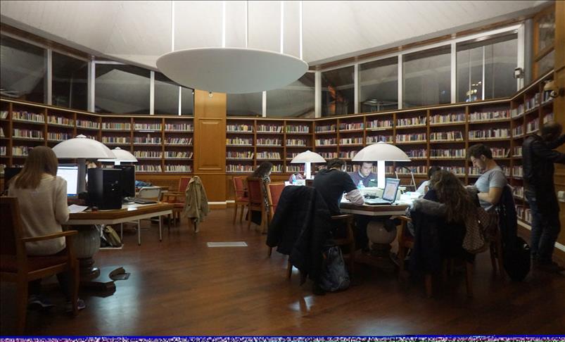 A night out at Istanbul’s 24/7 library
