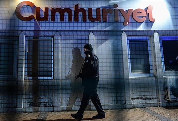 Turkish columnists face charge of insulting Islam