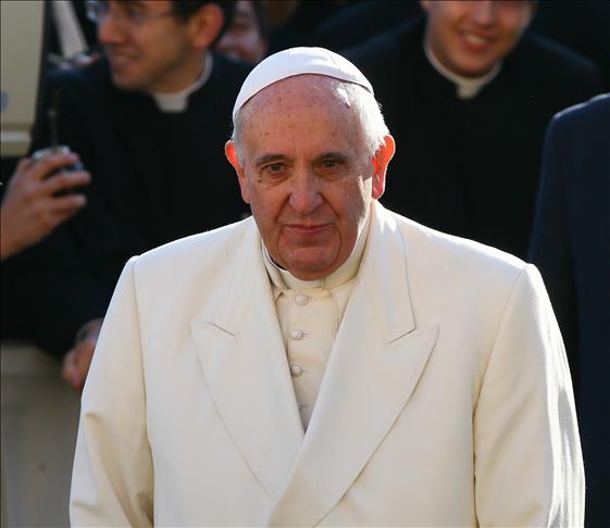 Pope Francis rules out insult in freedom of expression