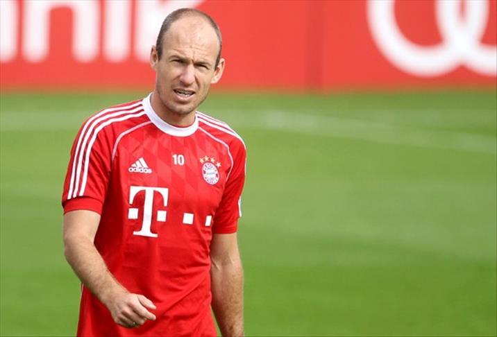 Robben'in "timsah"ı şaka çıktı