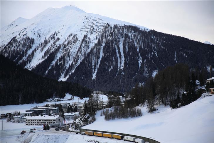 Swiss franc borrowers in Balkans struggle to survive