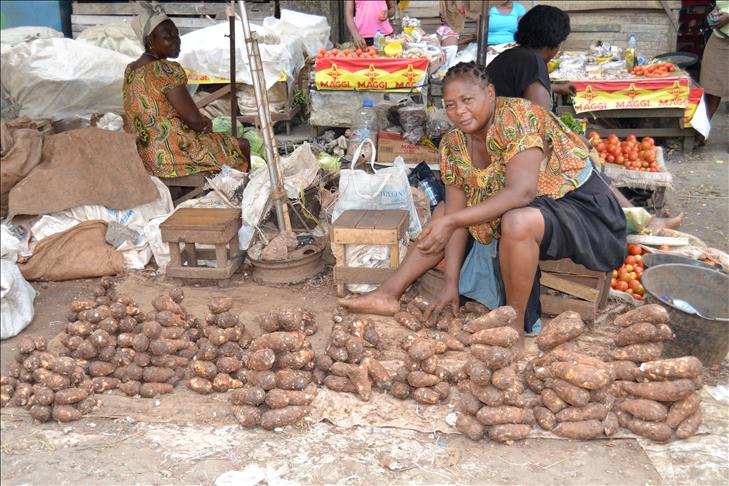 Cameroun: du coup de foudre au coup de poing, les femmes battues gardent le silence