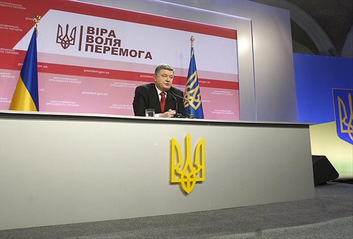 Russia is 'tricking' the world: Poroshenko