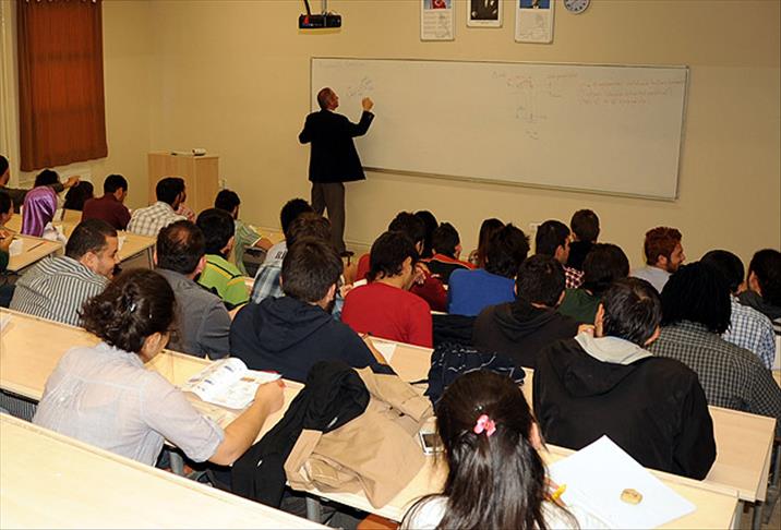 Öğretim üyesi dışındaki atamalarda 65 puan şartı