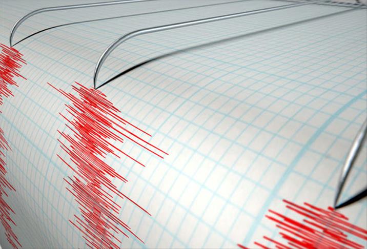 İran 5 büyüklüğündeki depremle sarsıldı
