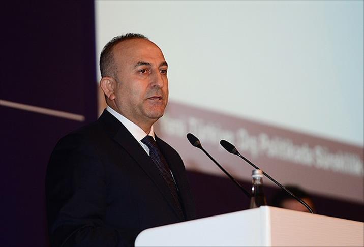 Turkey: Foreign minister to attend Holocaust day with Turkish Jews